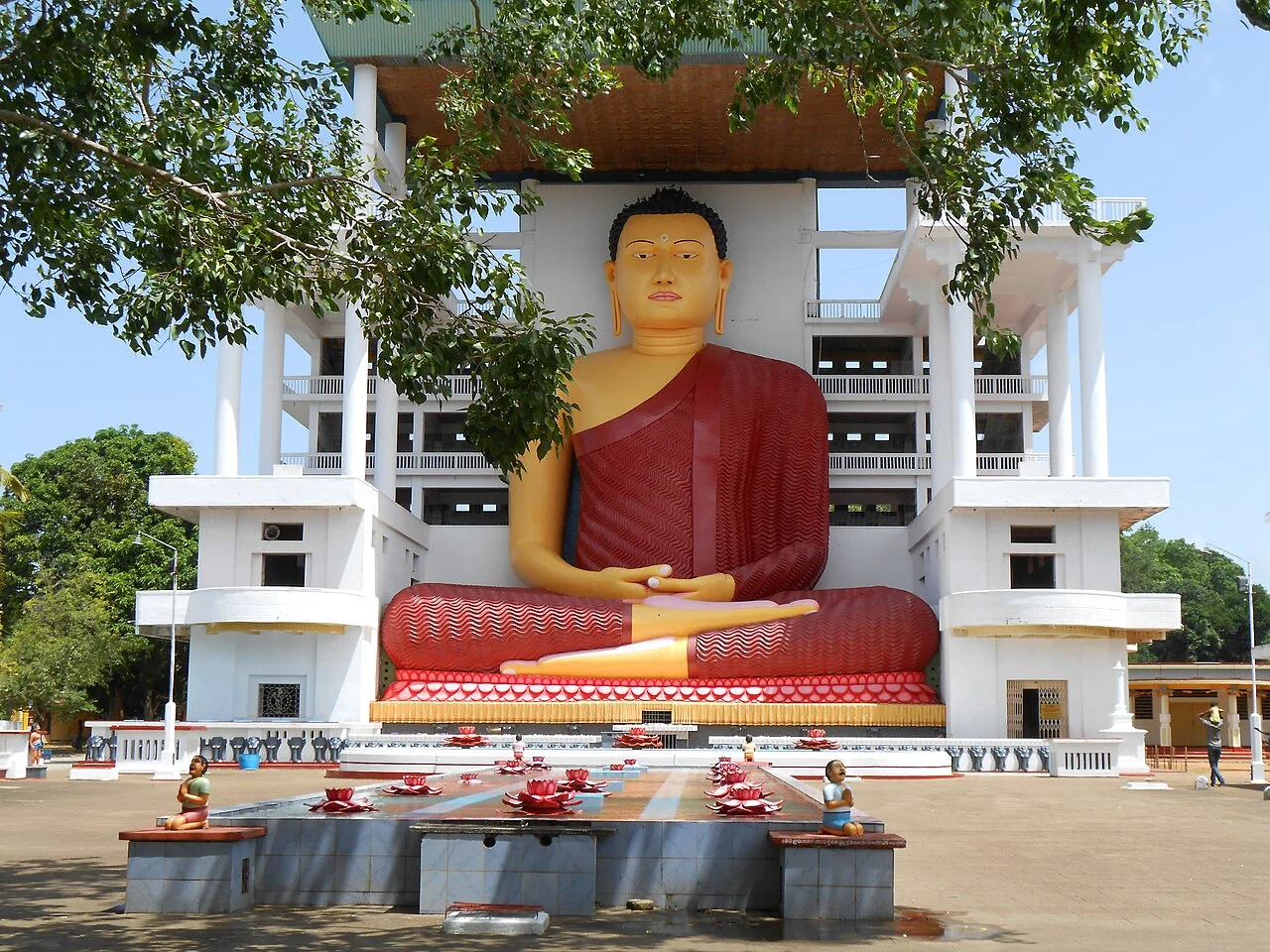 Weherahena Buddhist Temple