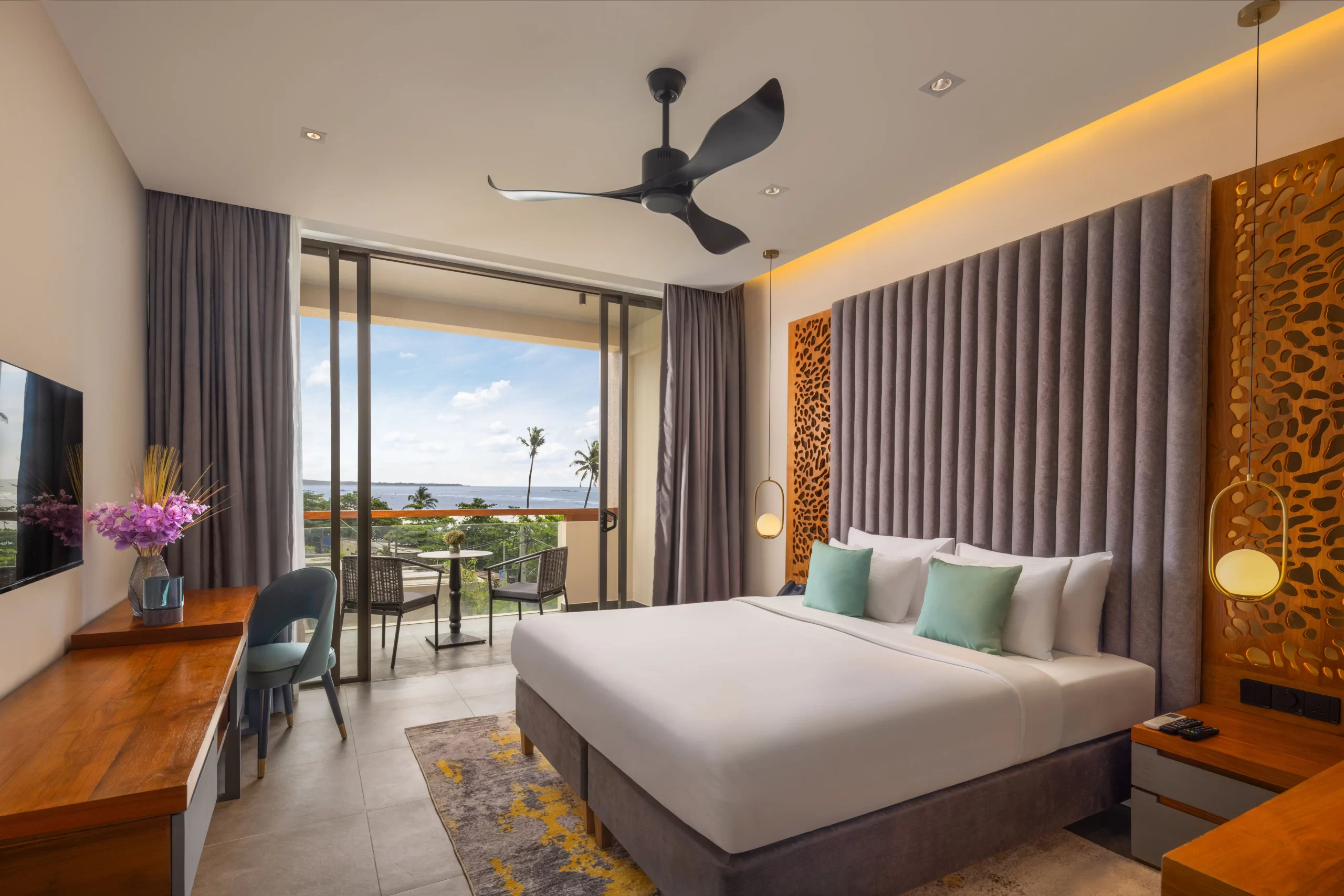 Deluxe Rooms Image 5