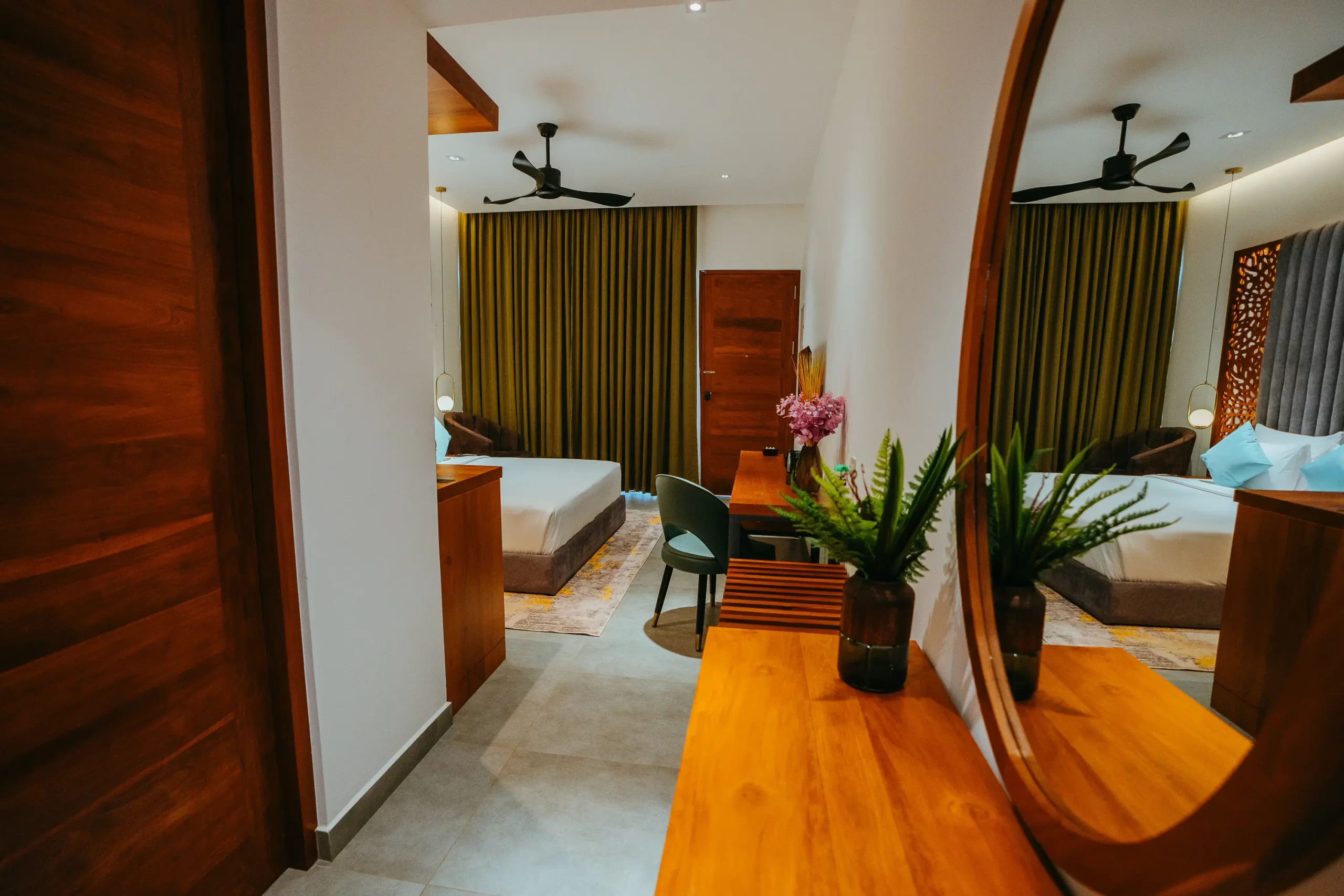 Family Room Image 12