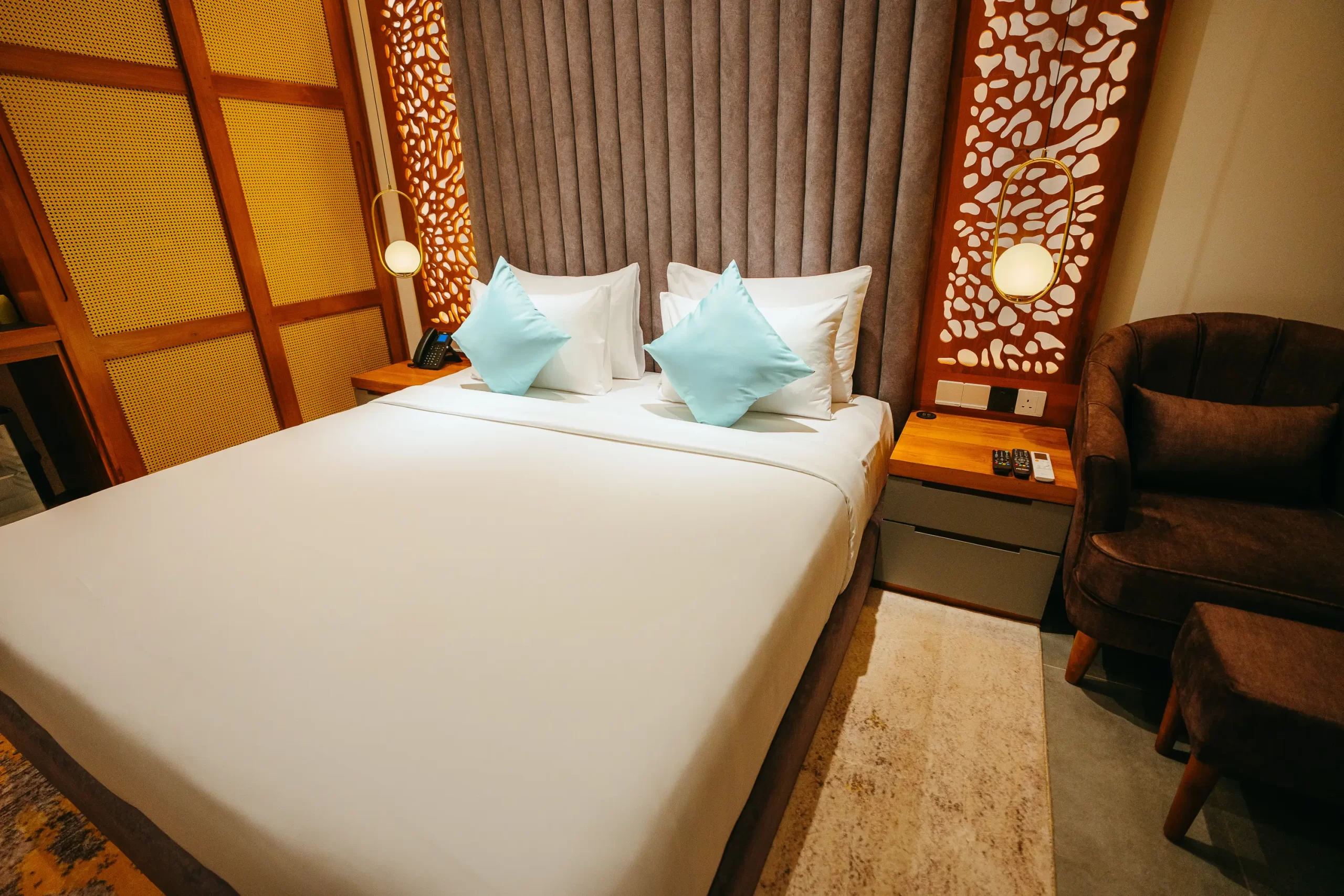 Family Room Image 15